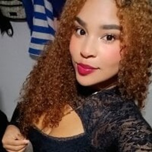 sleekcams.com naomi_simmons livesex profile in swinger cams