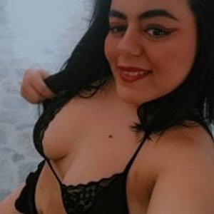 stripchat SelmaAlabi Live Webcam Featured On free6cams.com