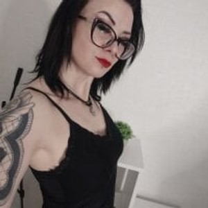 livesexr.com LindaNight livesex profile in bigclit cams