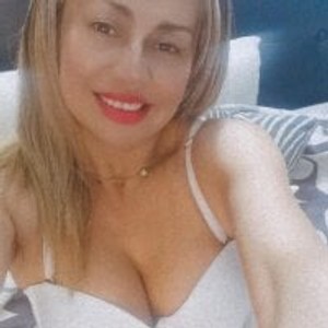 maturelivesexcams.com Latiinvenushot livesex profile in bigass cams