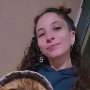 sativa_love webcam profile - Argentinean