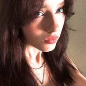 girlsupnorth.com CaptainKarizmaf livesex profile in emo cams