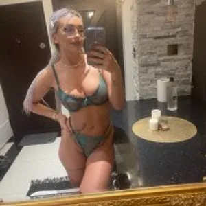 JulieBigAssx from stripchat