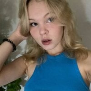 livesexr.com EsmeBlanch livesex profile in lesbian cams