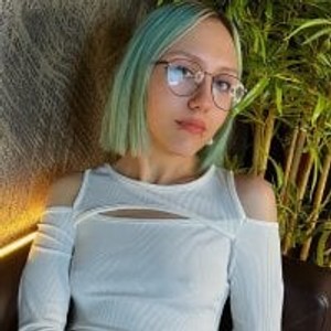 elivecams.com MollyBrownX livesex profile in nylon cams