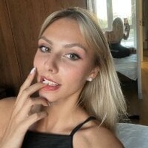 livesexr.com GarynBenthall livesex profile in real cams