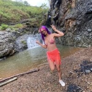 livesextrans.com ArianaUnicorn livesex profile in milf cams