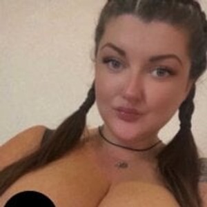 Cam girl LacyLouxxx