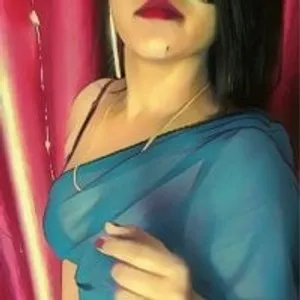 queenarchana from stripchat