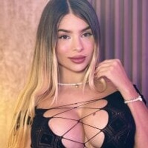 gonewildcams.com TaniaMaes livesex profile in glamour cams