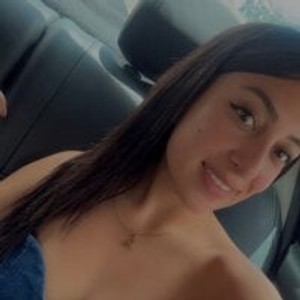 girlsupnorth.com Alice_R livesex profile in bigclit cams