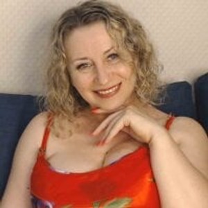 maturelivesexcams.com Lana_Luna1 livesex profile in lovense cams