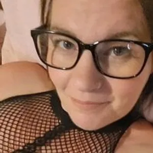 420Curvybabe from stripchat