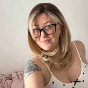 stripchat Busty_Blonde_Nanna Live Webcam Featured On webcam-sexe.net