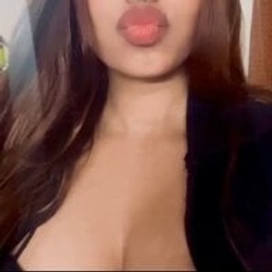 NiShaa webcam profile - Indian