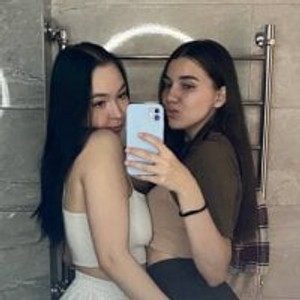 lesbianlivesexcams.com WiloneCurvina livesex profile in lesbian cams