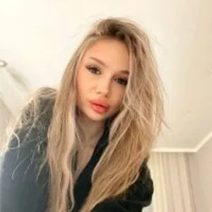 Melanienew from stripchat