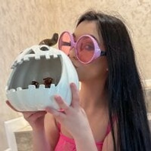 free6cams.com TessaaJoy livesex profile in interactivetoy cams