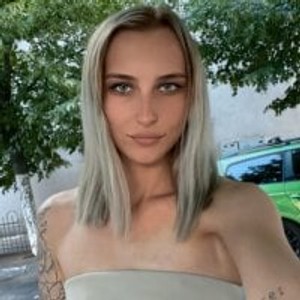 KorinaKay webcam profile - Romanian