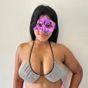 girlsupnorth.com ZeenChrist livesex profile in emo cams