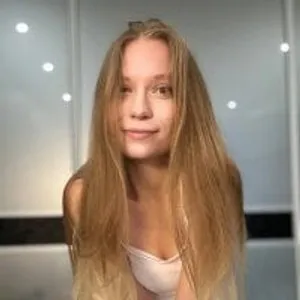 Mmariyy from stripchat