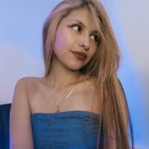 badgirlwebcam.com little_mavi livesex profile in heels cams