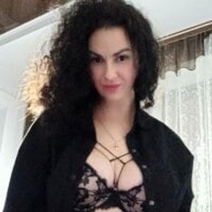 sexcityguide.com MiraLove362 livesex profile in housewives cams