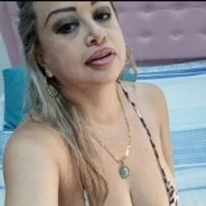 rebecasenx1 from stripchat