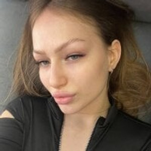 girlsupnorth.com Alice_Yummy livesex profile in mistress cams