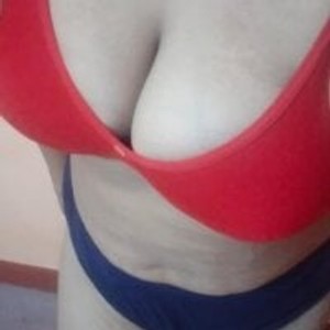 iluvcams.com Hottyalia livesex profile in teen cams