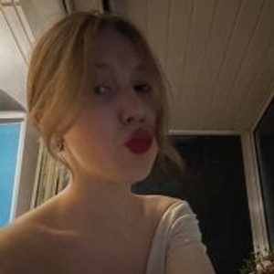 show2cam.com KittyLi livesex profile in goth cams