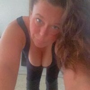 London-MollyX webcam profile - British