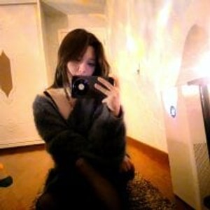 bestlivesexchat.com puppy-mango livesex profile in swinger cams