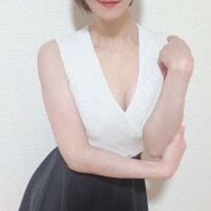 RYOKO_desu webcam profile - Japanese