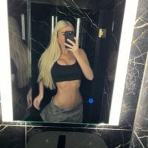 cheapadultsexcams.com KinkyKaraUK livesex profile in pov cams