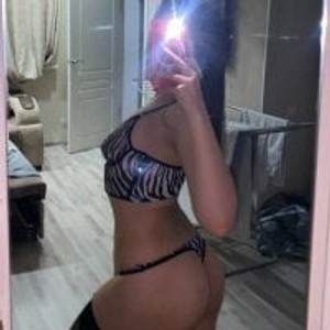 gonewildcams.com _red_room_ livesex profile in solo cams