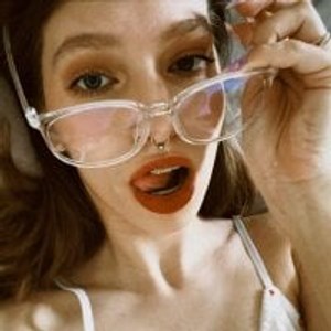 show2cam.com meowmurrrr livesex profile in mistress cams