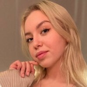 show2cam.com Elsa_Stormy livesex profile in mistress cams