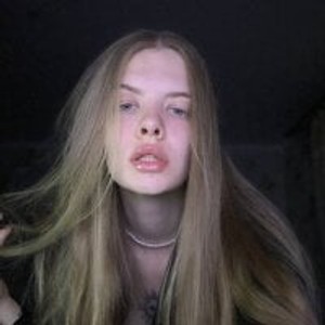 iluvcams.com CloverBuff livesex profile in asmr cams