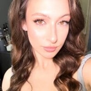 Camgirl is actually offline