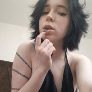 netcams24.com lilithlunna livesex profile in goth cams