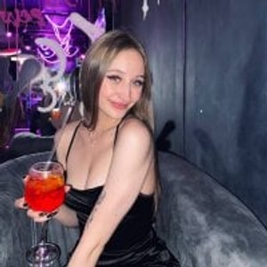 sleekcams.com BlissGlasco livesex profile in swingers cams