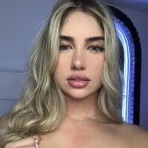 Cam Girl EmiilyHendriixx