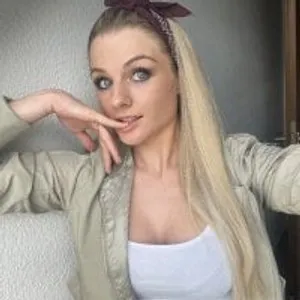 HotGermanGirl97 from stripchat