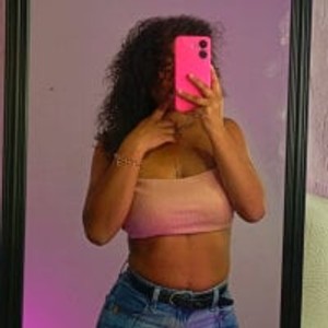 stripchat Brihana_Thompson webcam profile pic via xxx-topcamgirls.com