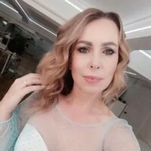 AnnyUBright from stripchat