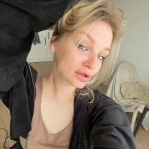 sexcityguide.com shiny_bunnyyy livesex profile in hairy cams