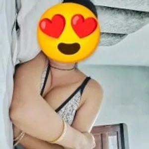 sexxy_shruti from stripchat