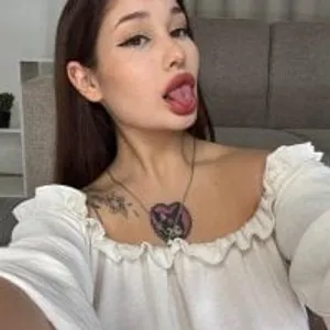 lilshmls from stripchat