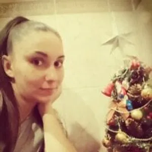 Yuliia30 from stripchat